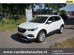 Opel Grandland X - 1.2 Turbo Business Executive Navigatie/Led