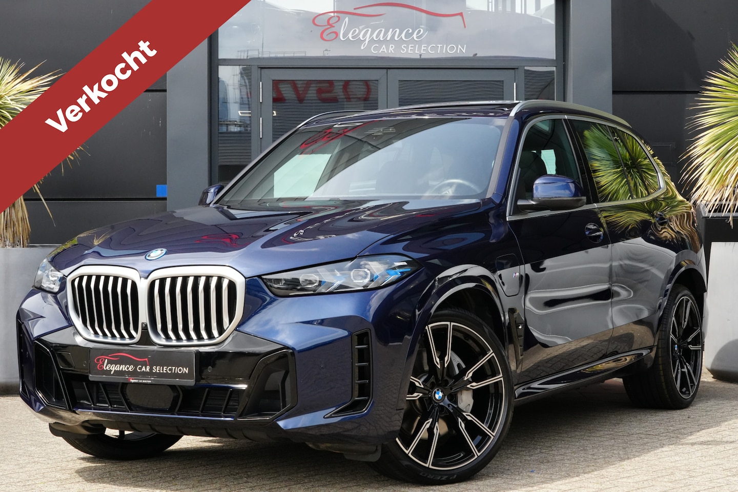 BMW X5 - xDrive50e M Sport 489pk Panoramadak/VRview/Innovation - AutoWereld.nl