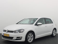 Volkswagen Golf - 1.0 TSI Connected Series CARPLAY / DAB+ / NAVI / CLIMA / PDC / CAMERA / CRUISE / NL-AUTO