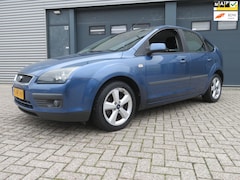Ford Focus - 1.6-16V Futura