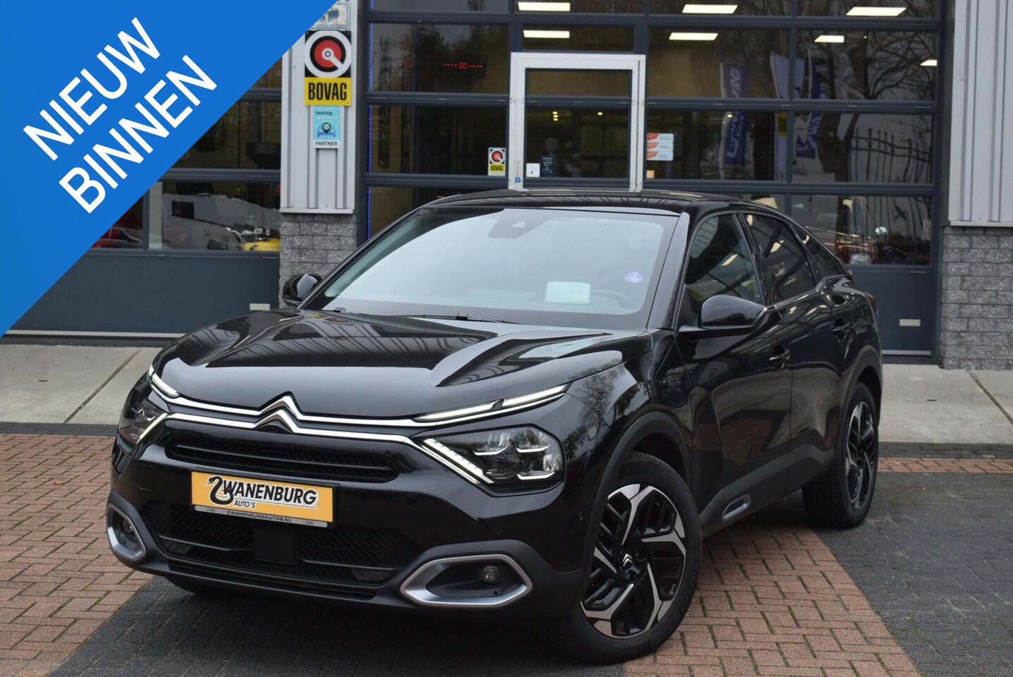 Citroën C4 - 1.2 Puretech Feel Max Pack Navi Airco Camera Km 14.500!! - AutoWereld.nl