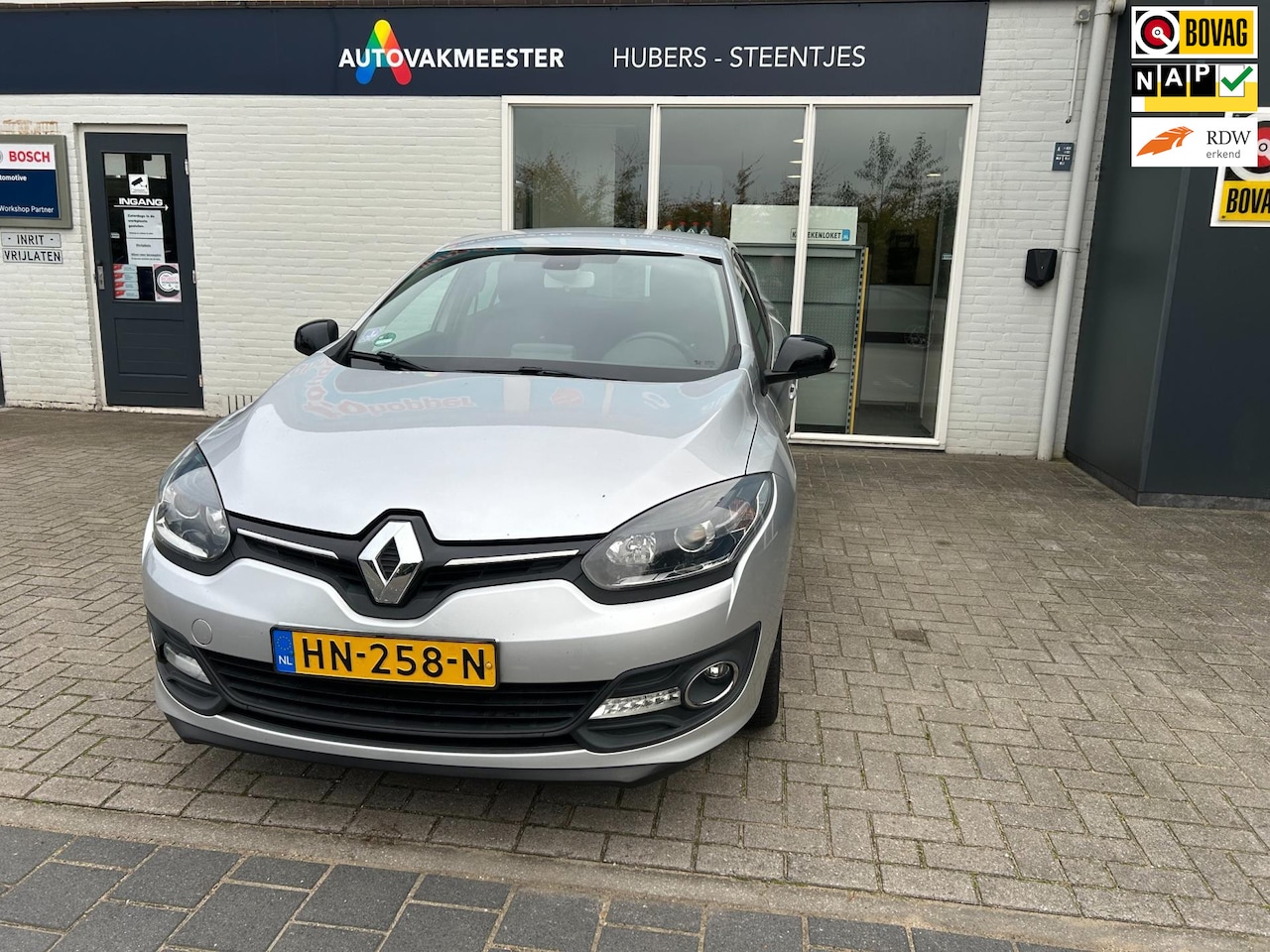 Renault Mégane - 1.2 TCe Limited 1.2 TCe Limited - AutoWereld.nl