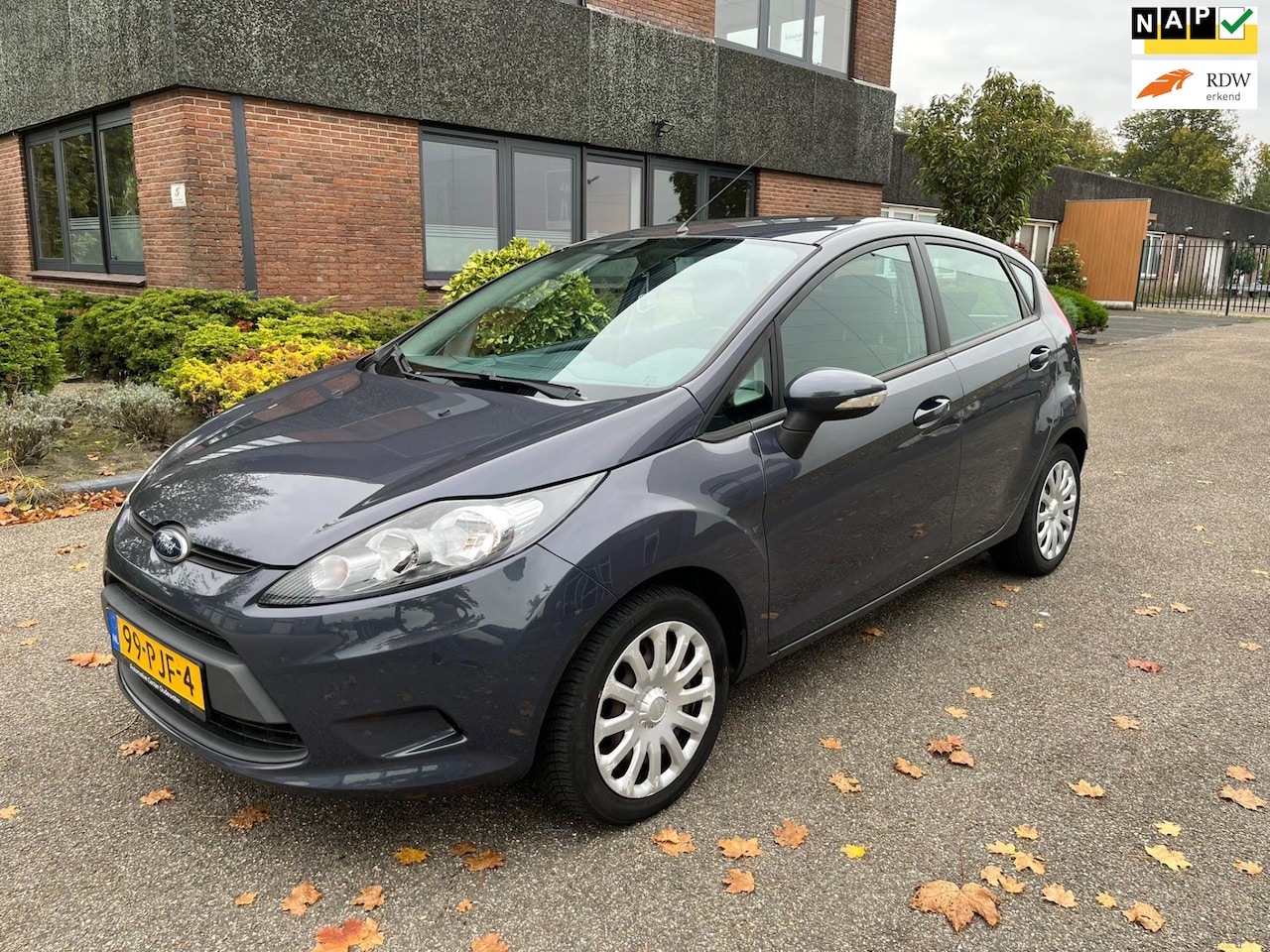 Ford Fiesta - 1.25 Limited Dealerauto Trekhaak N.A.P - AutoWereld.nl