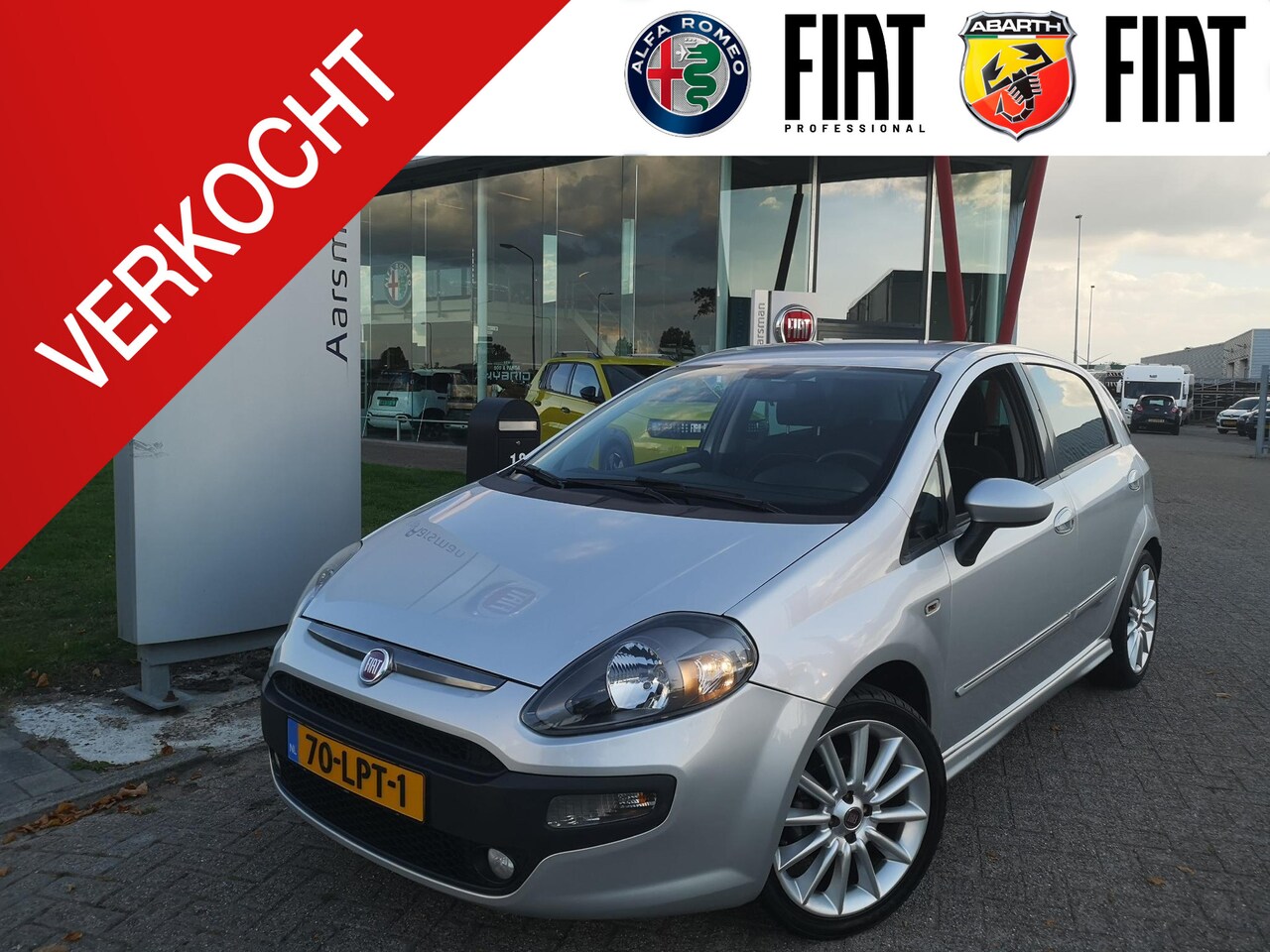 Fiat Punto Evo - 1.4-16V Multiair Sport | 4 Cilinder | Trekhaak | Sport interieur - AutoWereld.nl