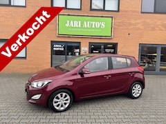 Hyundai i20 - 1.2i Business Edition Zeer mooi