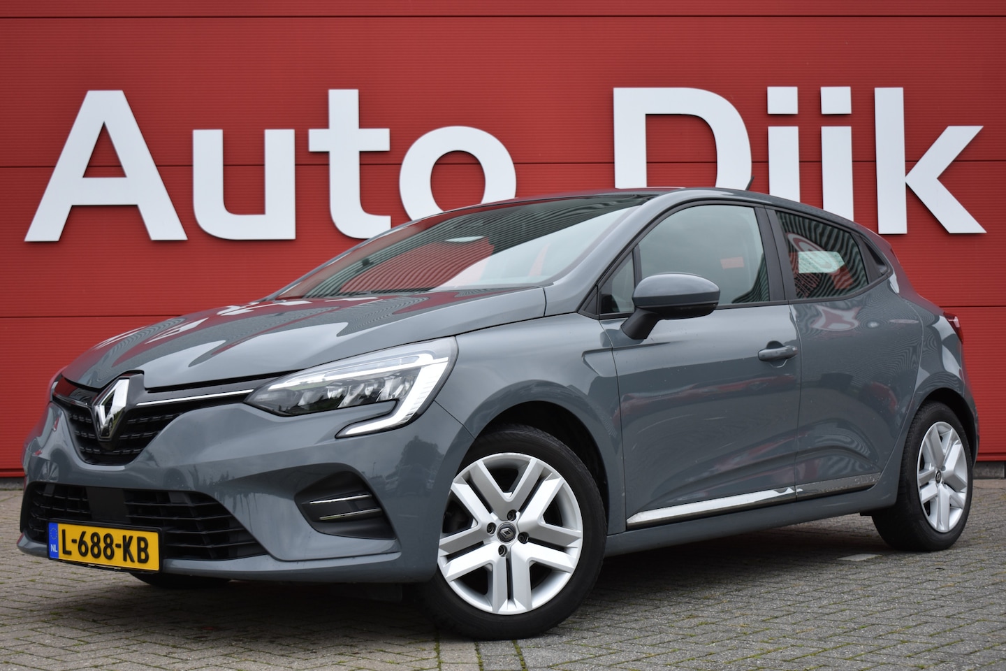 Renault Clio - 1.0 TCe Zen LED | Carplay | Trekhaak | Airco | Cruise | DAB - AutoWereld.nl