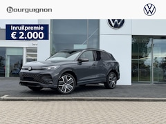 Volkswagen Tiguan - R-Line Edition 1.5 eHybrid 204 PK | Trekhaak | Adaptief Onderstel | Stoel & Stuur Verwarmi