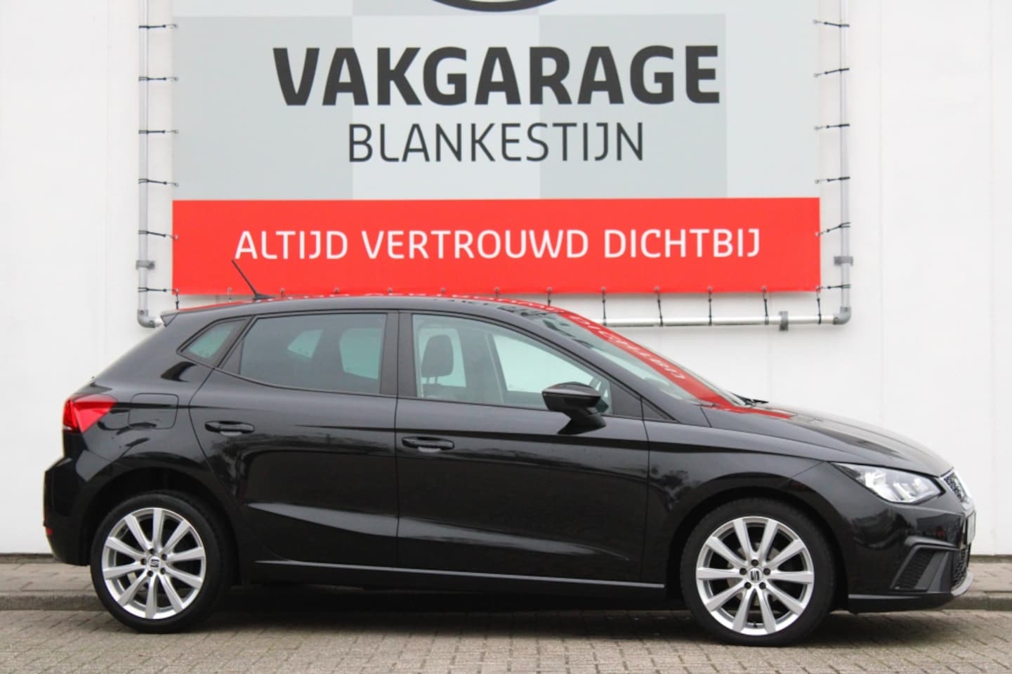 SEAT Ibiza - 1.0 TSI St. BnsInt. - AutoWereld.nl