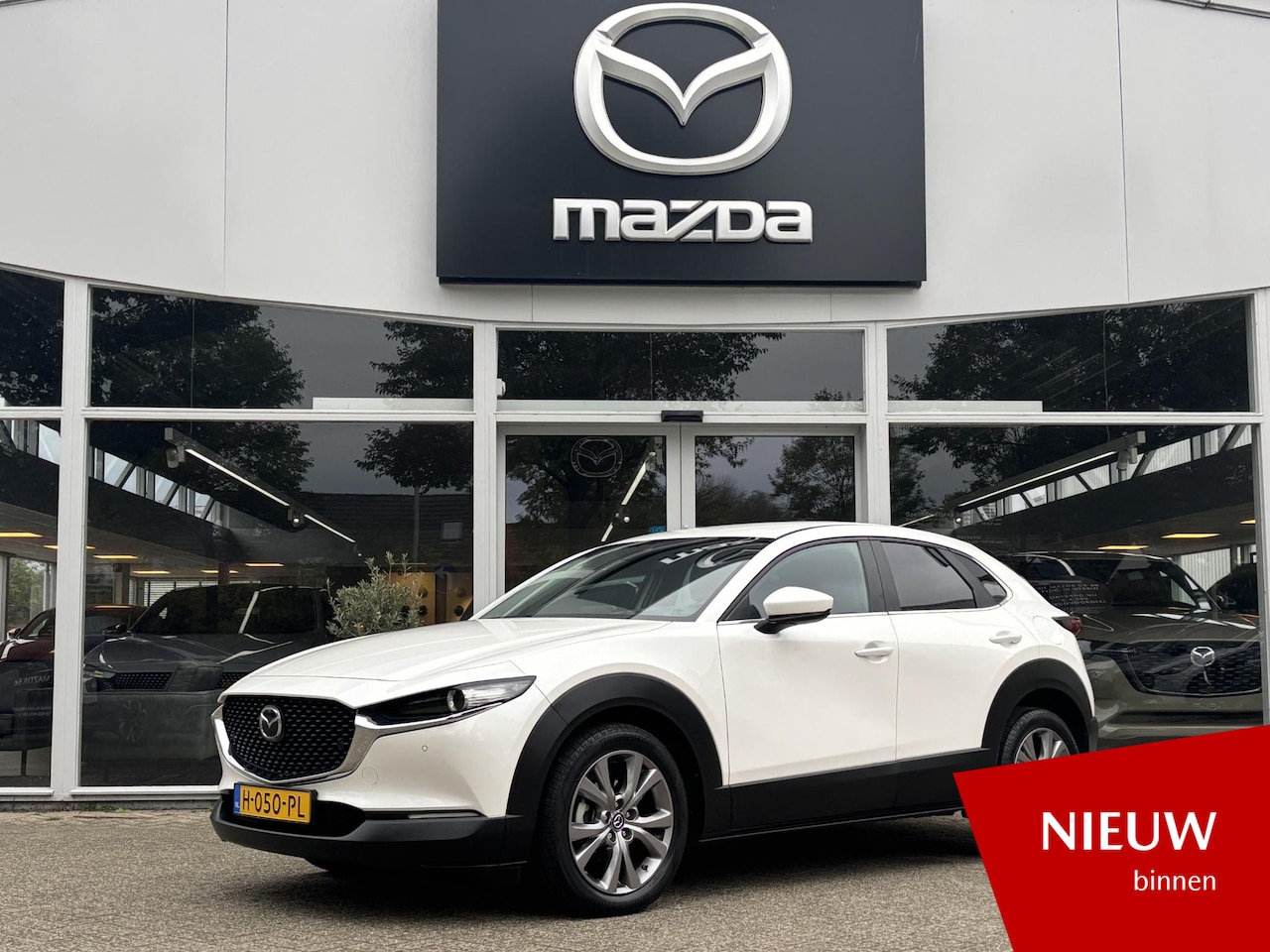 Mazda CX-30 - 2.0 e-SkyActiv-X M Hybrid Comfort 1e Eig., Keurig Onderh, 180PK, Navigatie, Apple Carplay/ - AutoWereld.nl