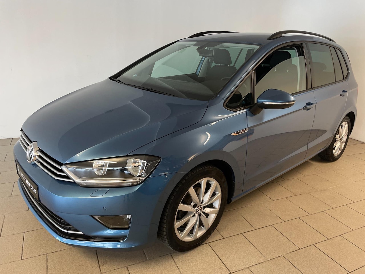 Volkswagen Golf Sportsvan - 1.2 TSI 110PK Lounge AIRCO CLIMA CRUISE BLUETOOTH STOELVERW PDC TREKHAAK PRIVACY GLAS ZEER - AutoWereld.nl