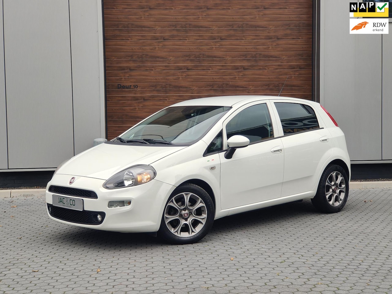 Fiat Punto Evo - 0.9 TwinAir Lounge Clima - Cruise - Dealer onderhouden - AutoWereld.nl