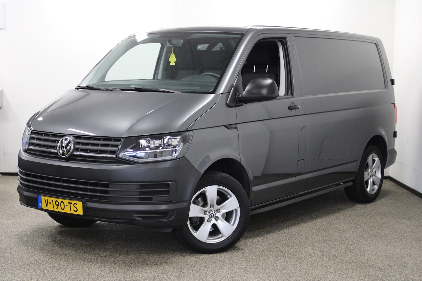 Volkswagen Transporter - 2.0 TDI L1H1 Marge|Cruise|Clima|Carplay - AutoWereld.nl