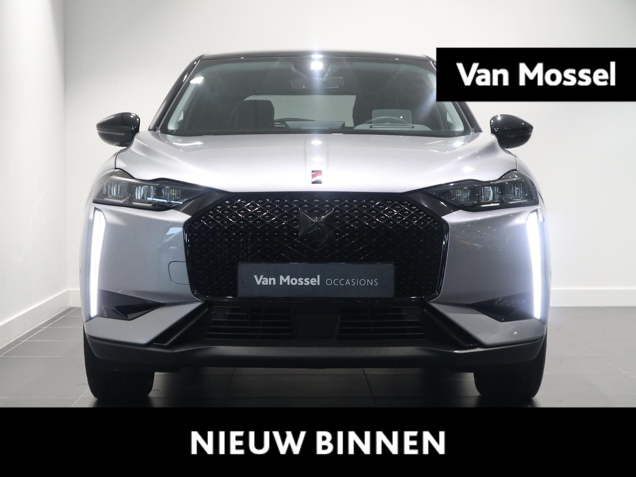 DS 3 - Hybrid 145 Performance Line - AutoWereld.nl