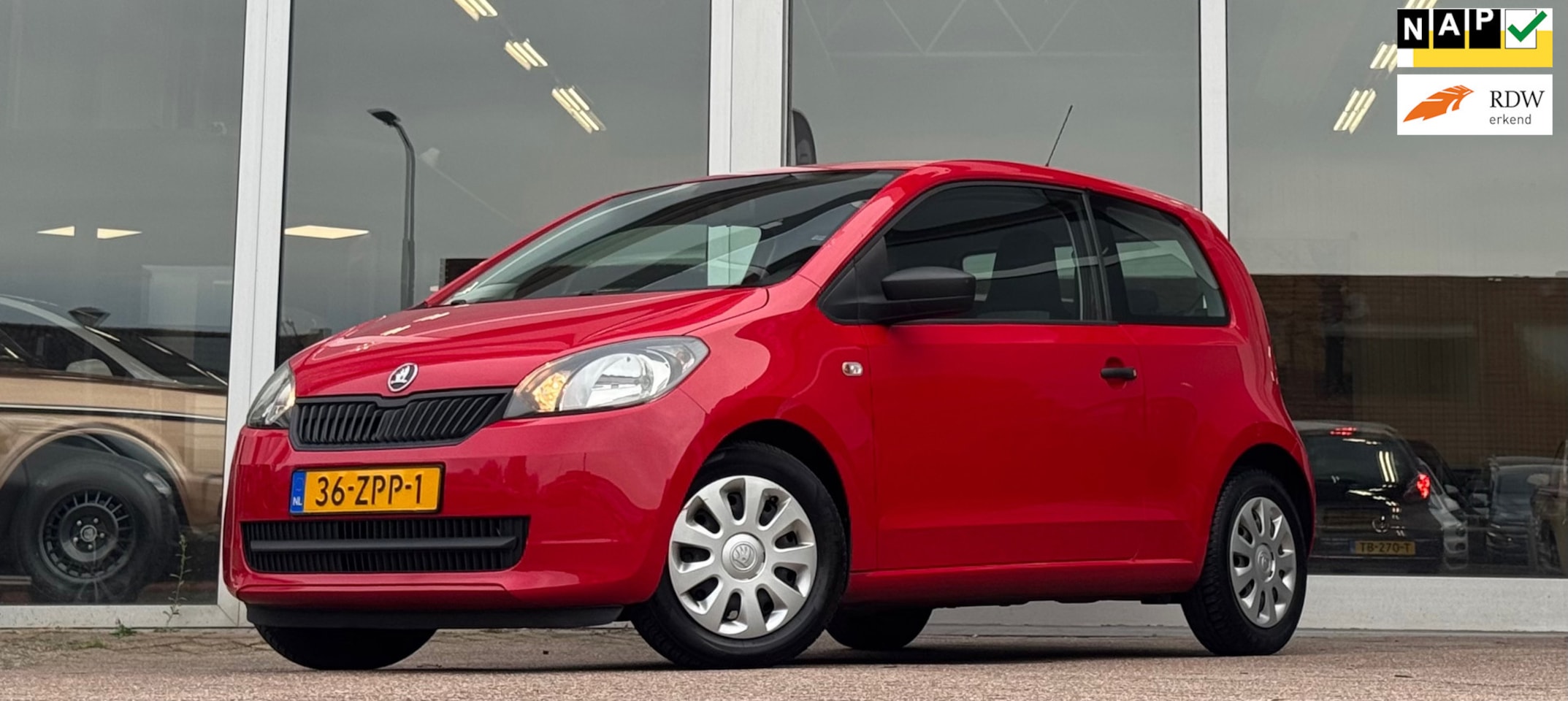 Skoda Citigo - 1.0i Greentech Arctic Airco APK 08-10-2026 Mooi! - AutoWereld.nl