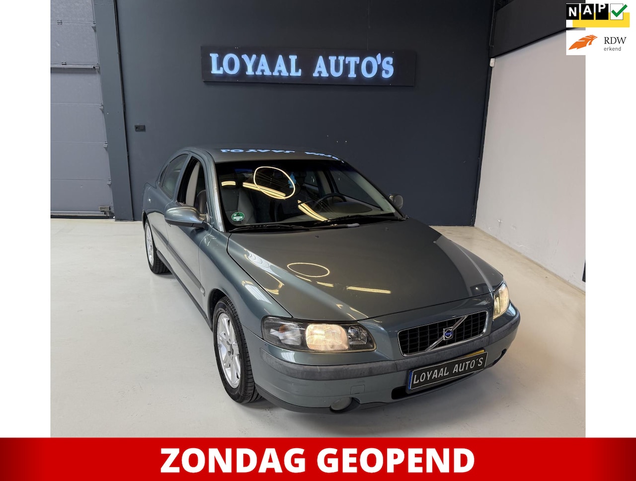 Volvo S60 - 2.4 | AUT | AIRCO | CRUISE | ELEK.RAMEN | APK | NAP - AutoWereld.nl