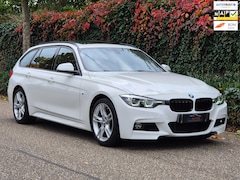 BMW 3-serie Touring - M Sport Nov-2019 NAP Panorama CarPlay GARANTIE inbeg. LED Breedset velgen RIJKLAAR APK tot