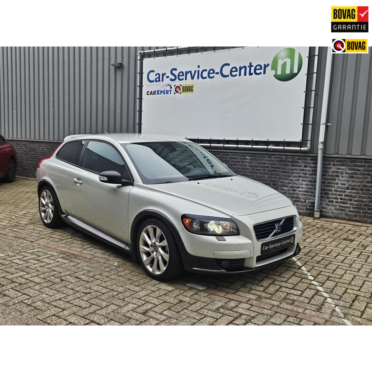 Volvo C30 - 2.5 T5 Momentum incl 3 maanden garantie - AutoWereld.nl