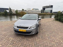 Peugeot 308 SW - 1.6 BlueHDI Blue Lease Executive Pack