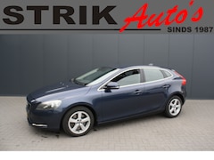 Volvo V40 - 2.0 D4 EURO 5 Momentum Business - NAVIGATIE - PDC