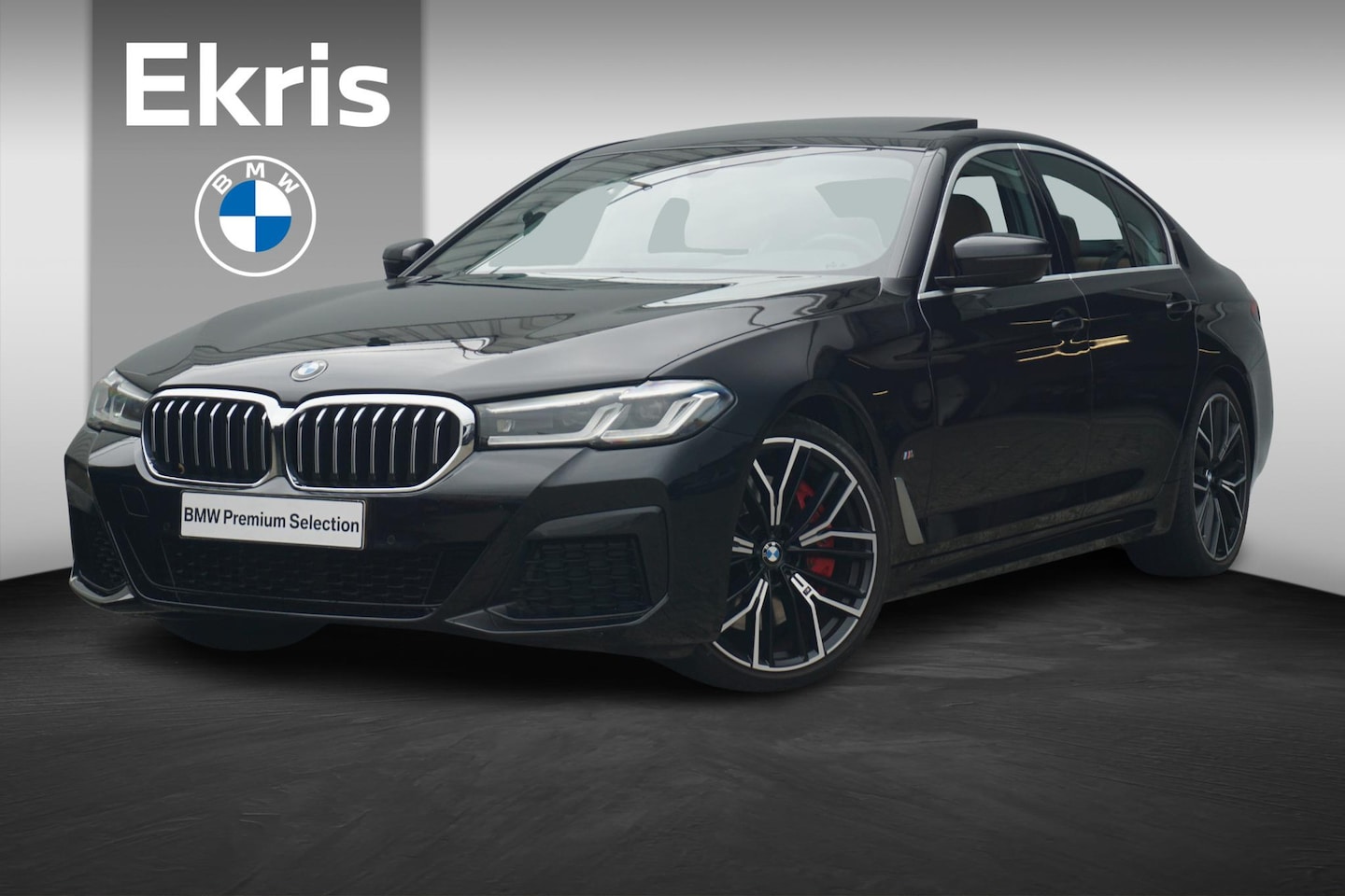 BMW 5-serie - 540i M Sport | Schuif-kanteldak / HIFI / Lederen Sportstoelen / Elektrische bestuurderssto - AutoWereld.nl