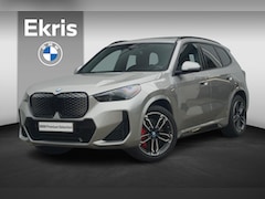 BMW iX1 - eDrive20 M Sportpakket Pro 19'' / Panoramadak / Driving Assistant Plus | Ekris Selection