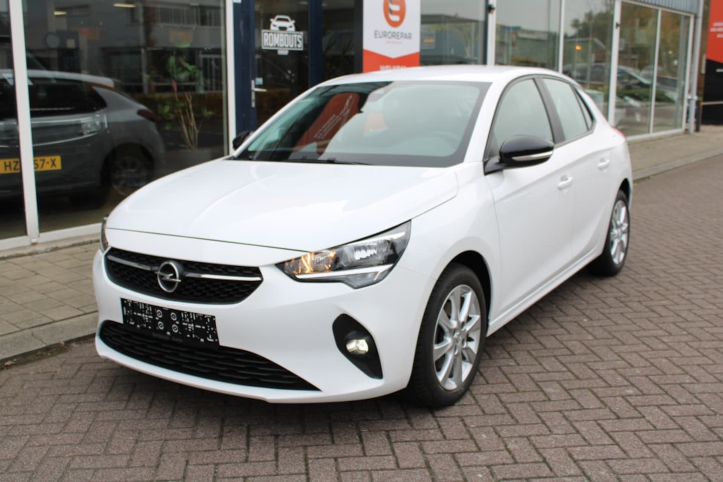 Opel Corsa - 1.2Turbo 100pk Edition Navi/Airco/DAB - AutoWereld.nl