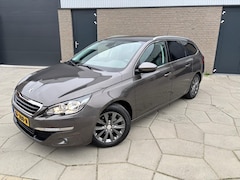 Peugeot 308 SW - 1.2 VTi Style|Climate-Control|Pano-Dak|Dak-Rails|Groot scherm en privacy glas