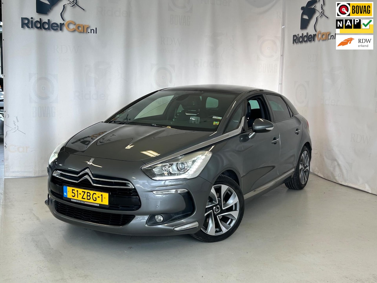 Citroën DS5 - 1.6 THP So Chic|AUTOMAAT|2E EIG|NAP|PARK SENS|STOELVERW|ACHTERUITCAMERA| - AutoWereld.nl
