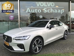 Volvo S60 - 2.0 Recharge T6 AWD R-Design | Rijklaar incl 12 mnd Bovag | Panoramadak Keyless DAB Stuurv
