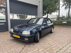 Opel Kadett - KADETT-E-CABRIO C2.0NE GSI U9 SPUITWERK