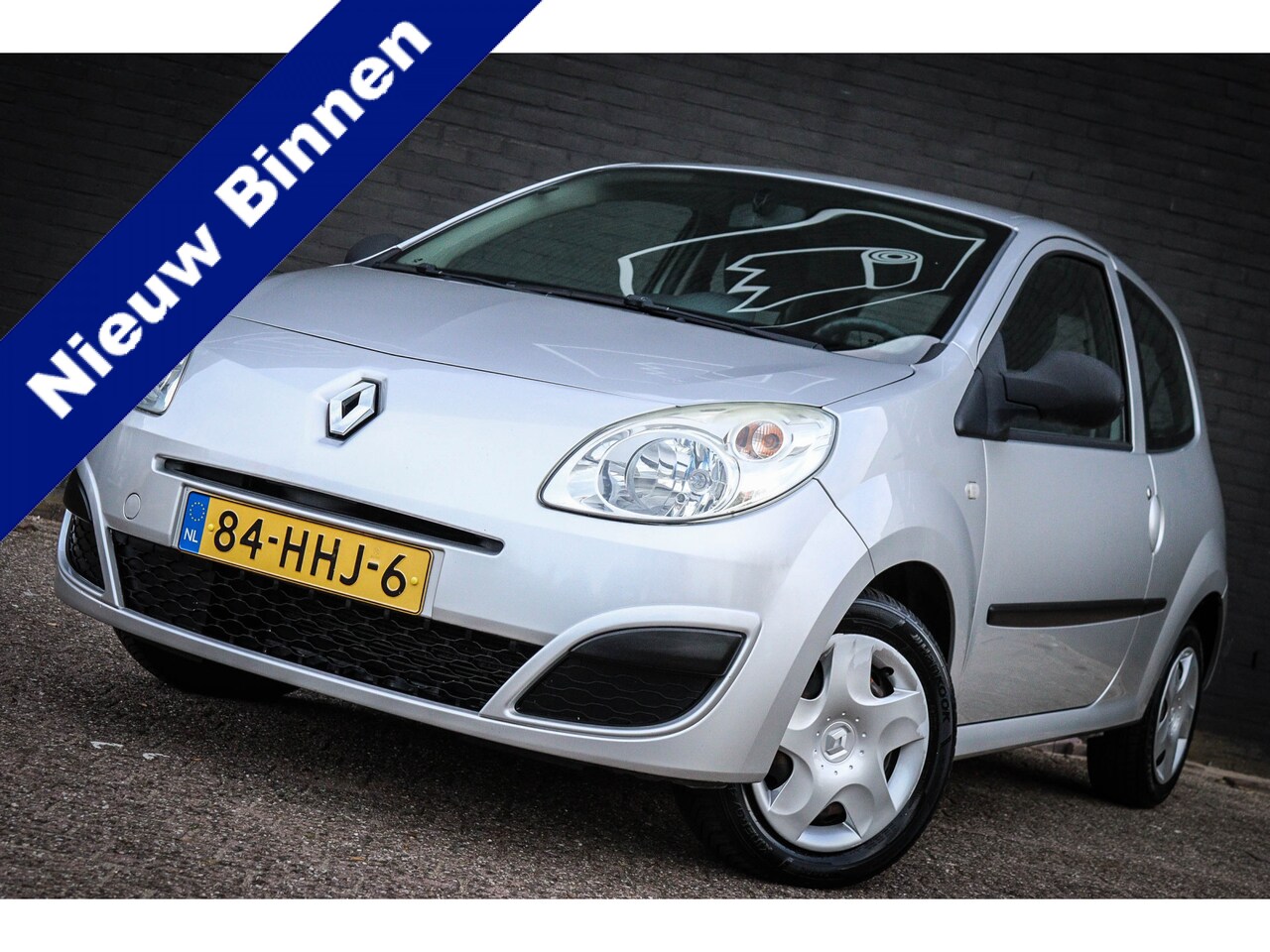 Renault Twingo - 1.2 Authentique Net binnen; Jouw droomauto? - AutoWereld.nl