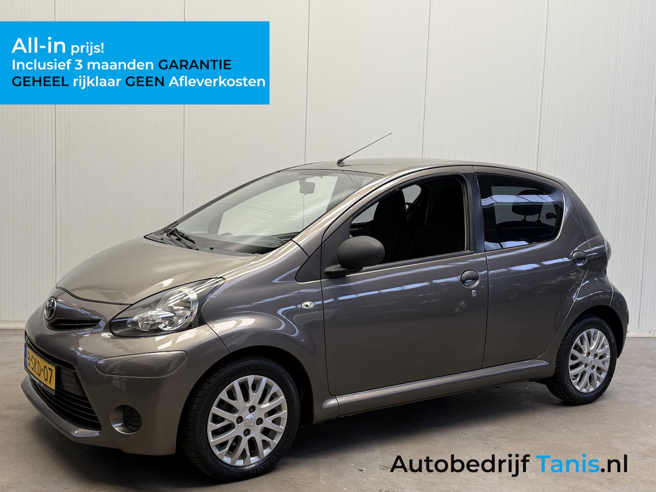 Toyota Aygo - 1.0 VVT-i Now AIRCO-LMV-ELEKT. PAKKET-5DRS - AutoWereld.nl