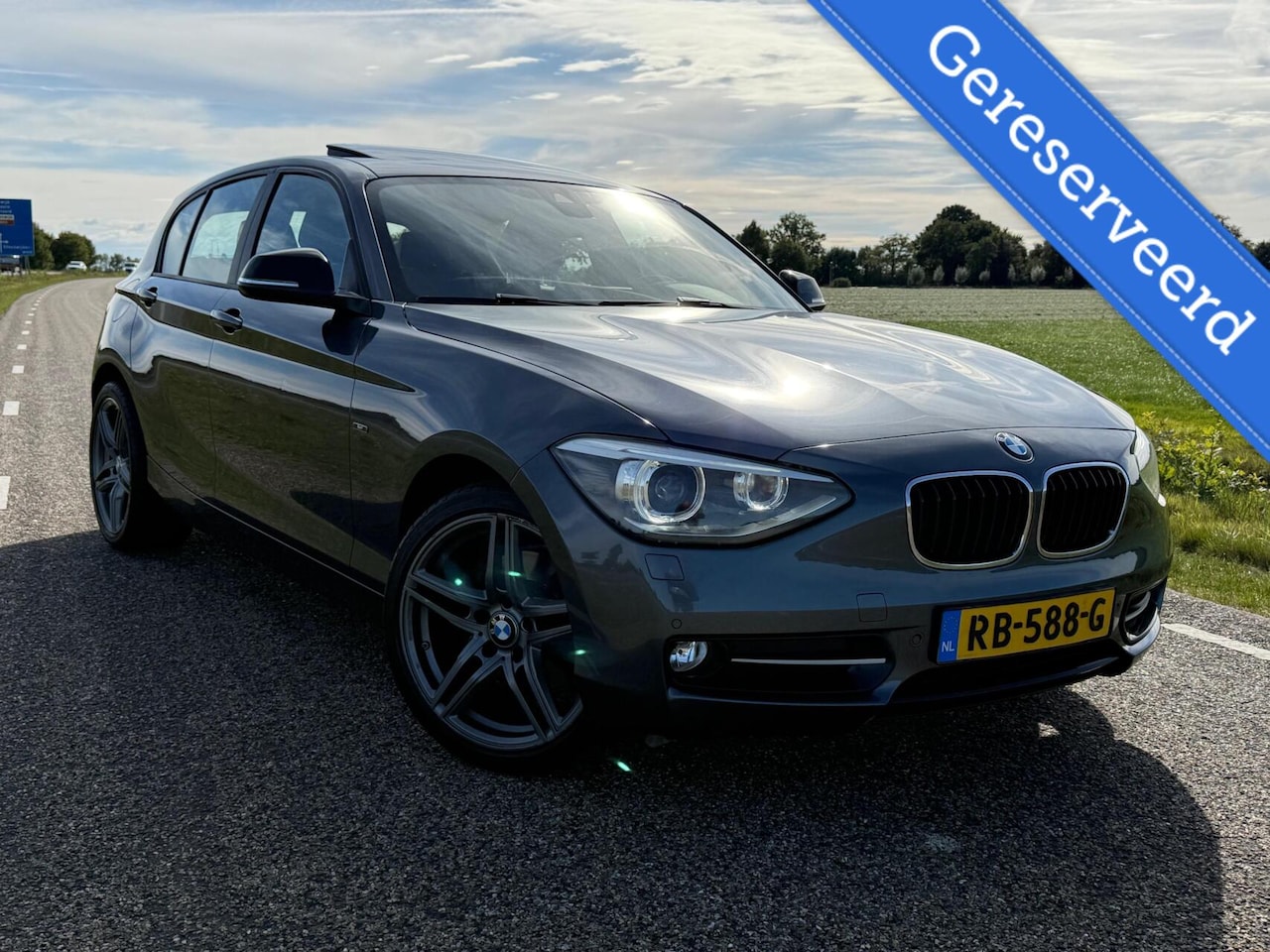 BMW 1-serie - 125d Aut High Executive | GERESERVEERD - AutoWereld.nl
