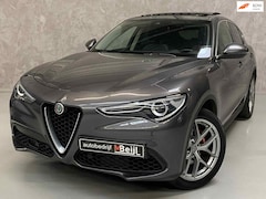 Alfa Romeo Stelvio - 2.0 T 280 PK AWD First Edition /Pano /Eerste eigenaar/Trekhaak /Camera