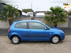 Volkswagen Polo - 1.4-16V Comfortline AUTOMAAT, climatonic