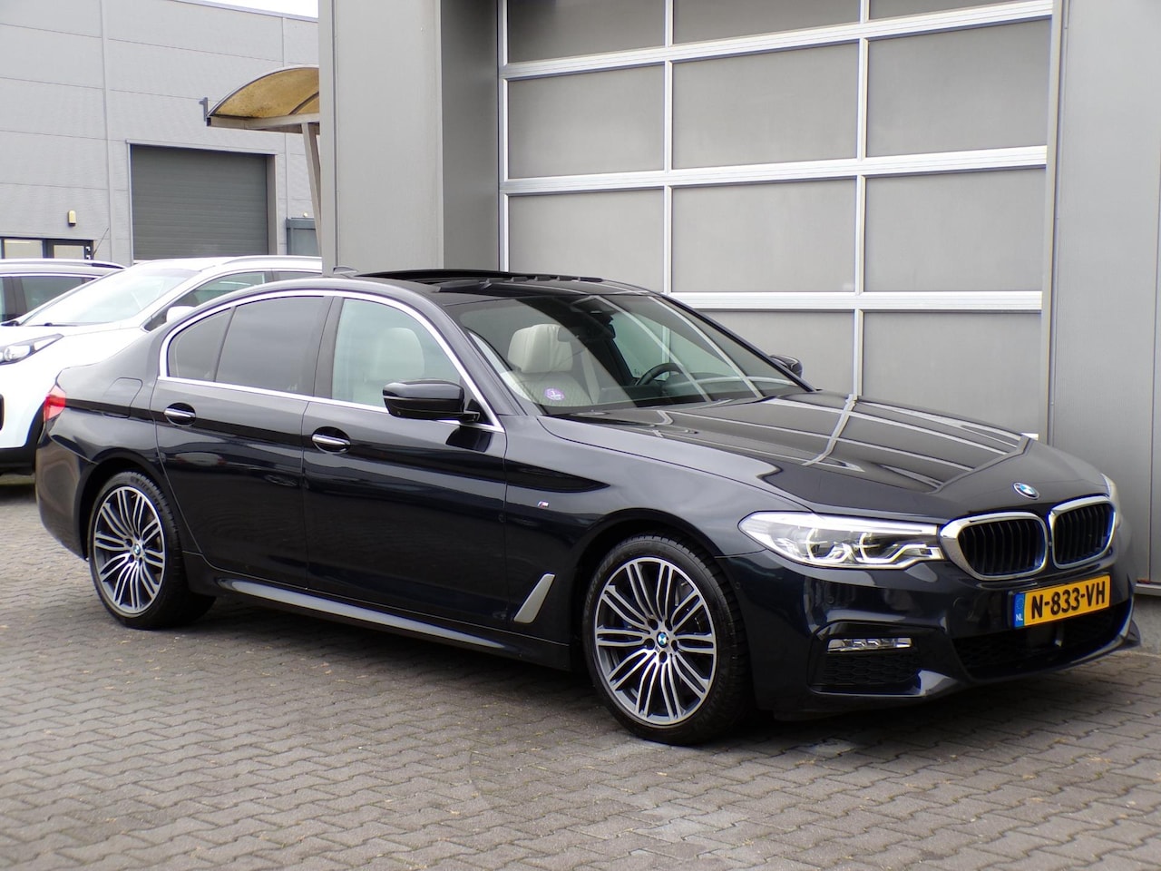 BMW 5-serie - 540i xDrive High Executive|M-pakket|HUD|Virtual - AutoWereld.nl