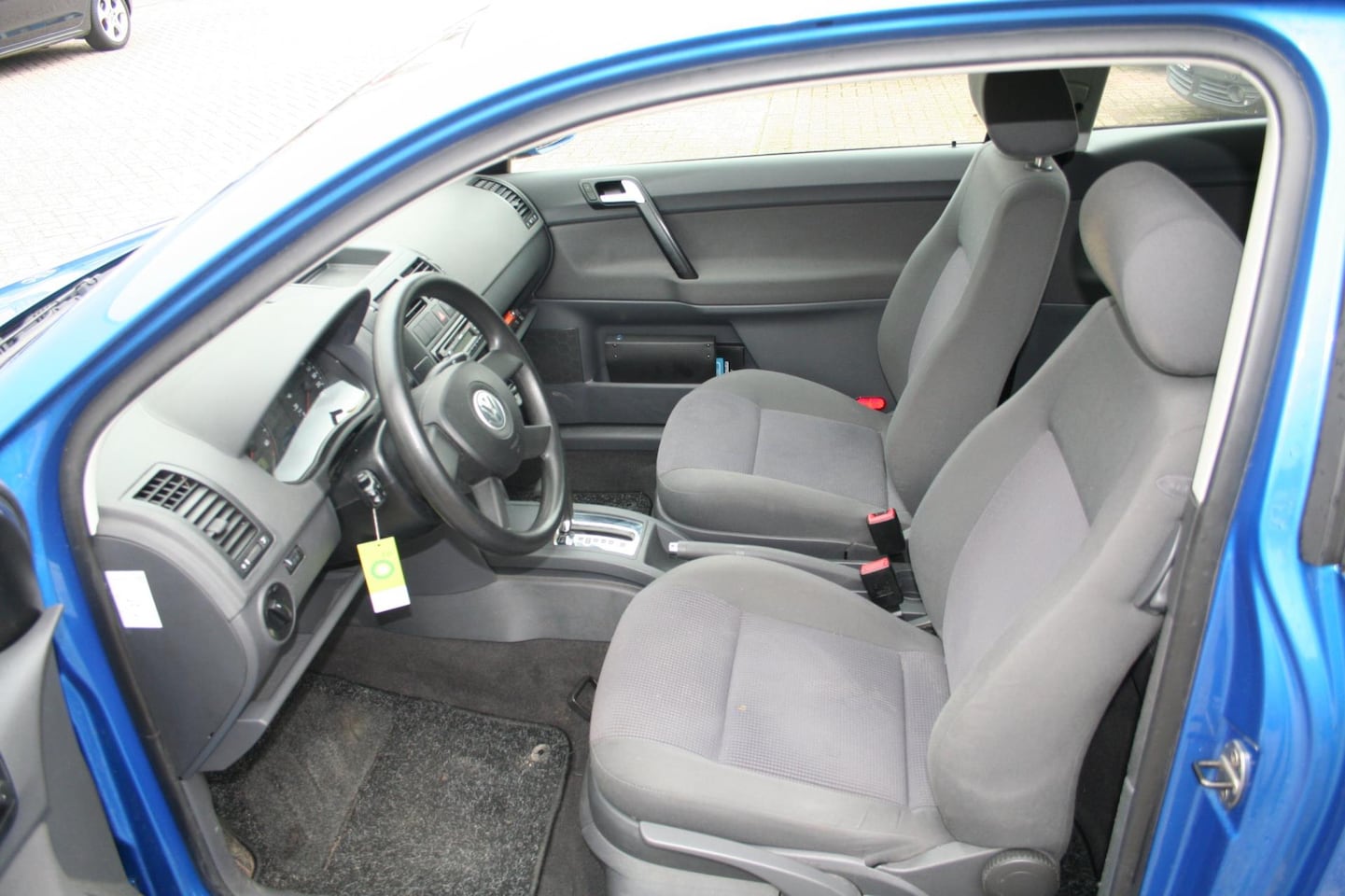 Volkswagen Polo - 1.4-16V Comfortline AUTOMAAT, climatonic