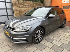 Volkswagen Golf - 1.5 TSI Highline Business R (FULL OPTIONS)