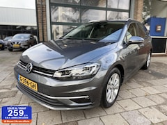 Volkswagen Golf - 1.0 TSI Comfortline Business / ACC / Massage