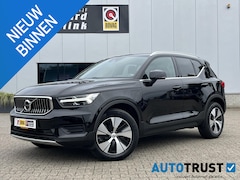 Volvo XC40 - 1.5 T4 Recharge Inscription Expression CARPLAY LED