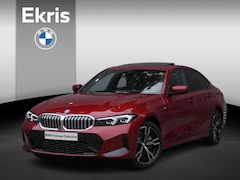 BMW 3-serie - Sedan 330e M Sportpakket | Comfort Pack | Glazen Panoramadak | Trekhaak | 18 inch LM M Dub