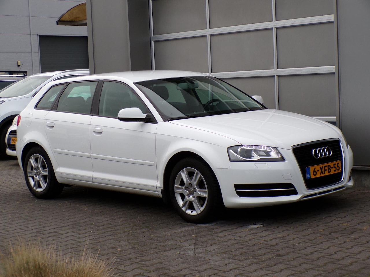 Audi A3 Sportback - 1.6 TDI Ambiente Advance|Cruise|Trekhaak - AutoWereld.nl