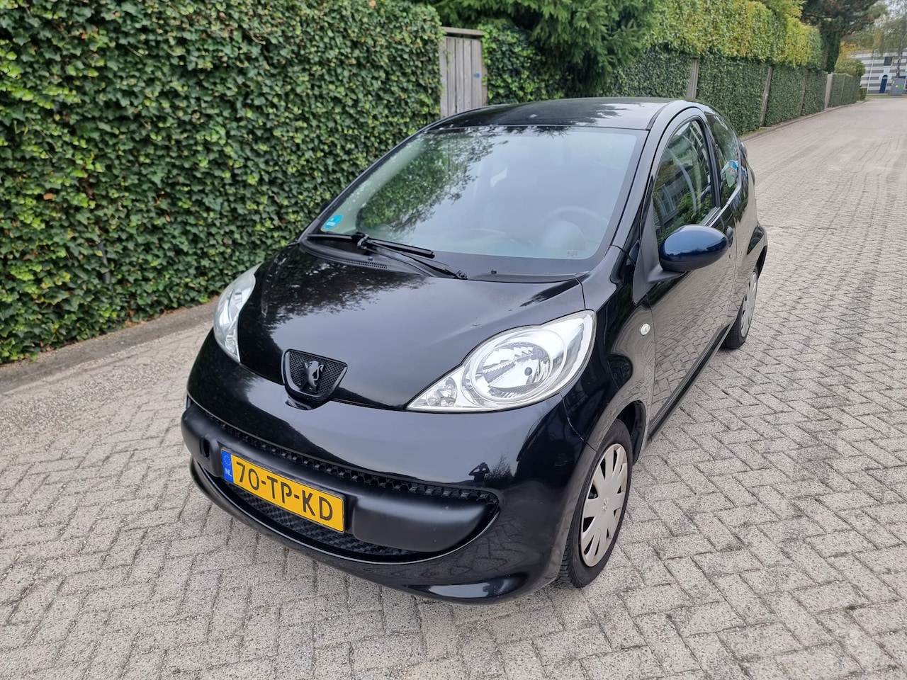 Peugeot 107 - 1.0-12V XS