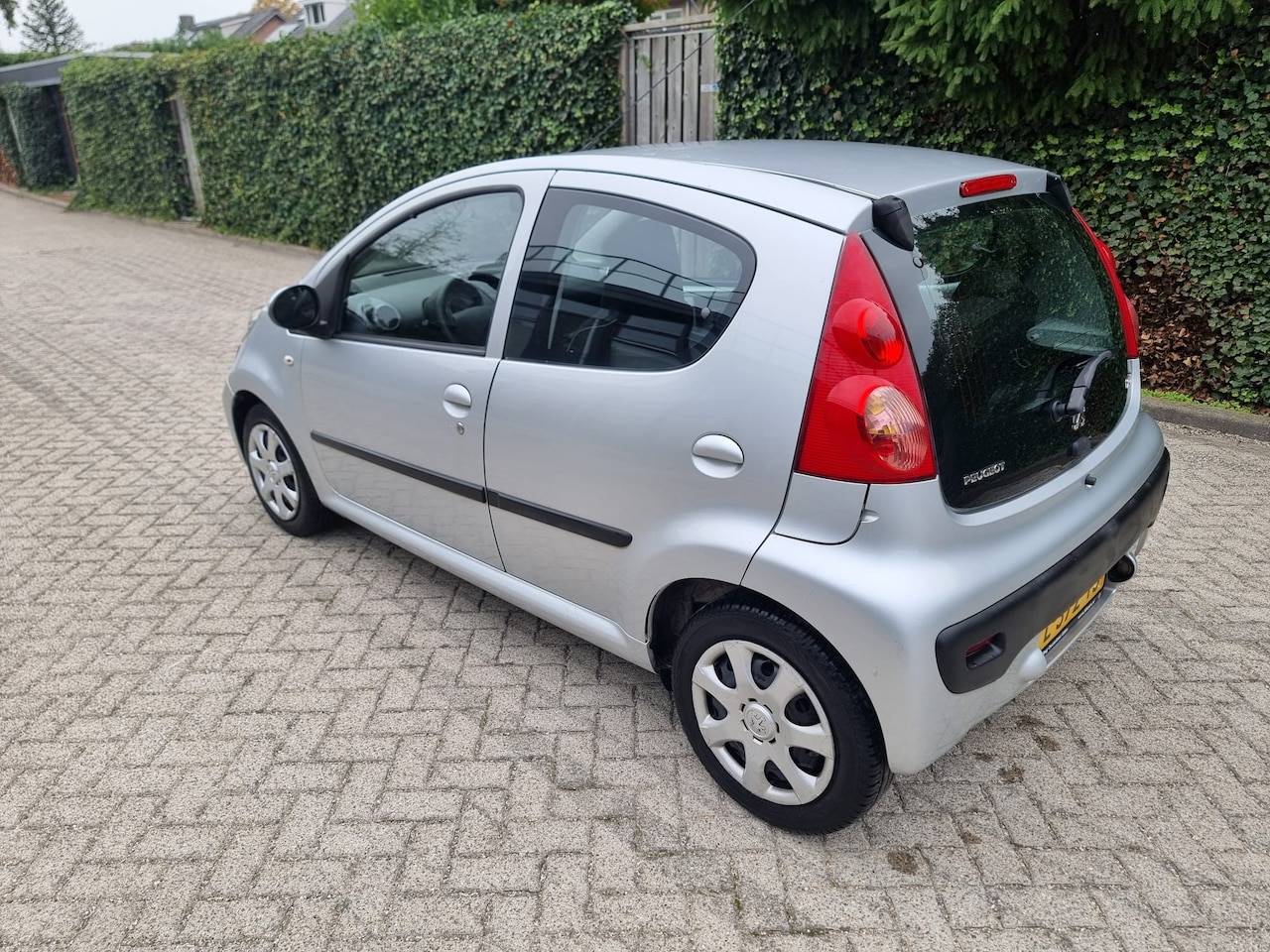 Peugeot 107 - 1.0-12V XS
