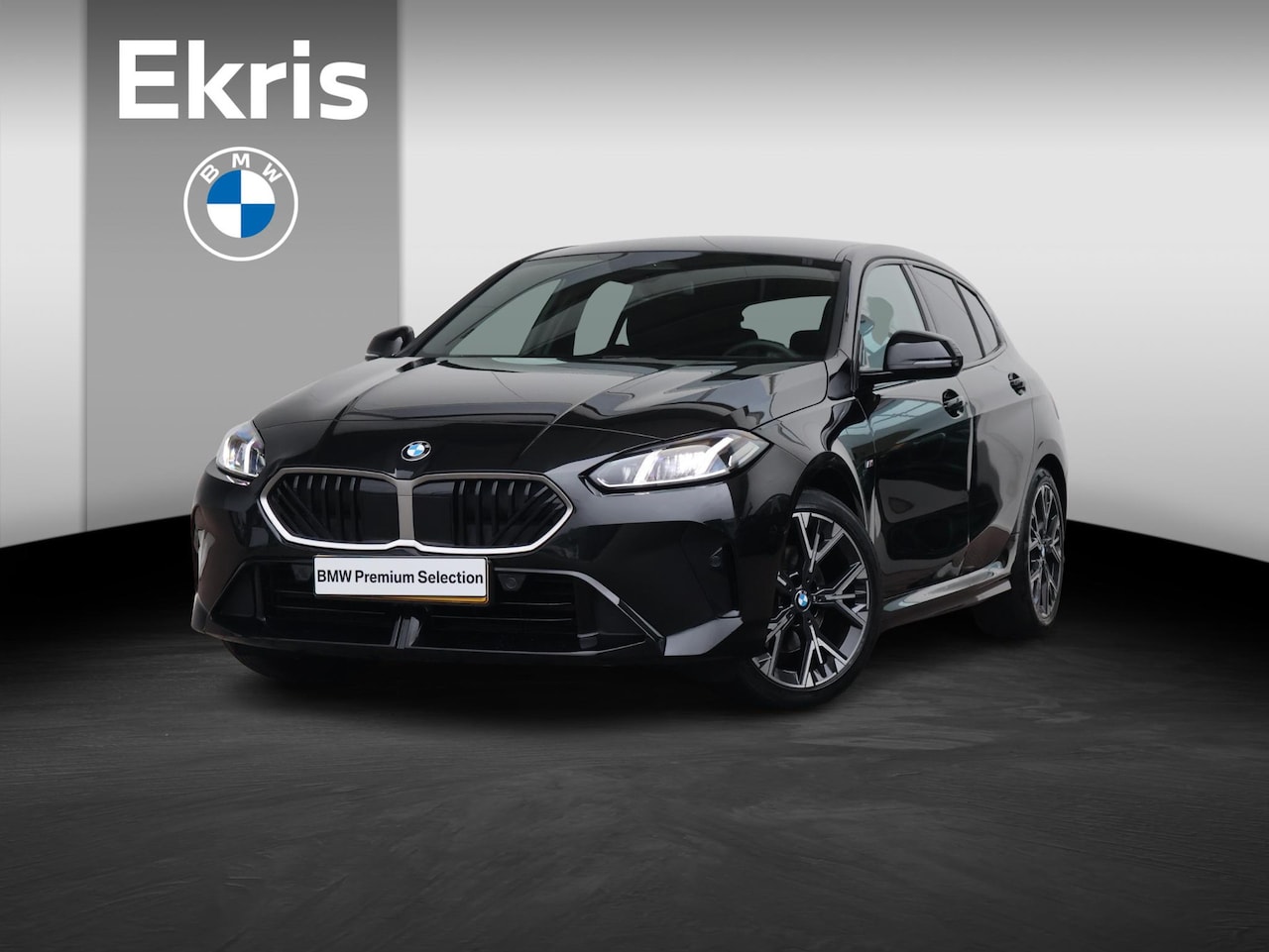 BMW 1-serie - 120 M Sport /Camera/ Stoelverwarming/ Parkeersensoren voor én achter | 18" LM Y-Spaak | M - AutoWereld.nl