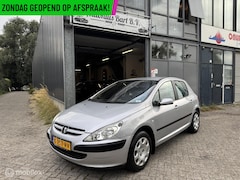 Peugeot 307 - 1.6-16V XSI 5 Deuren Nieuwe APK NAP Rapport