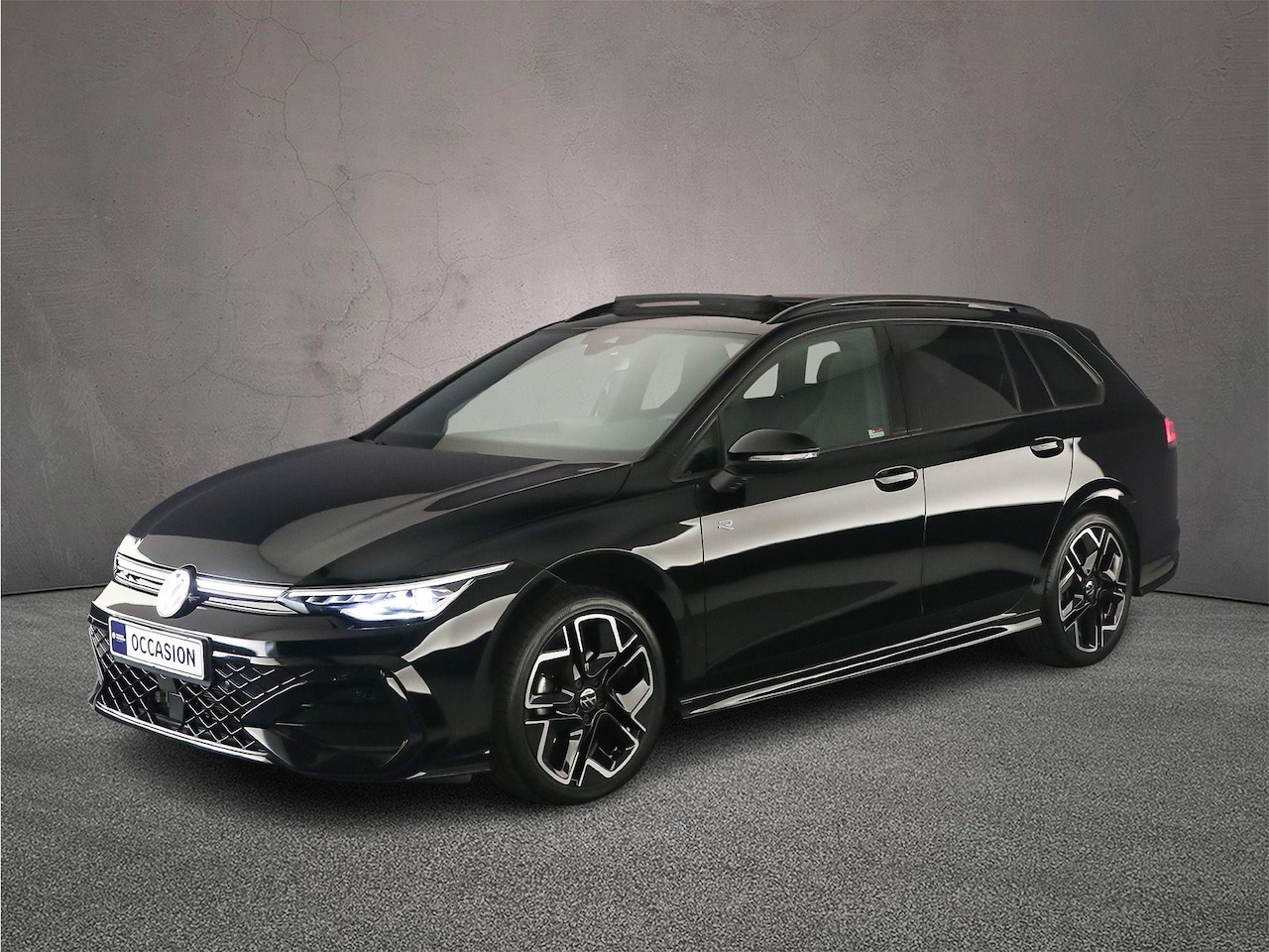 Volkswagen Golf Variant - R-Line Edition 1.5 eTSI 150pk DSG Automaat Trekhaak, Panoramadak, LED matrix koplampen, Ad - AutoWereld.nl