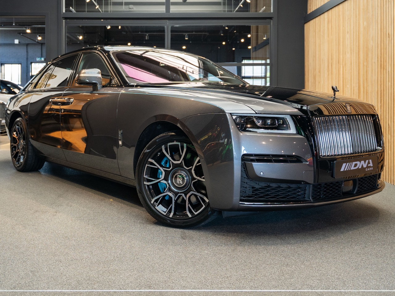 Rolls-Royce Ghost - 6.75 V12 Carbon Wheels 6.75 V12 Tiffany Sterrenhemel - AutoWereld.nl