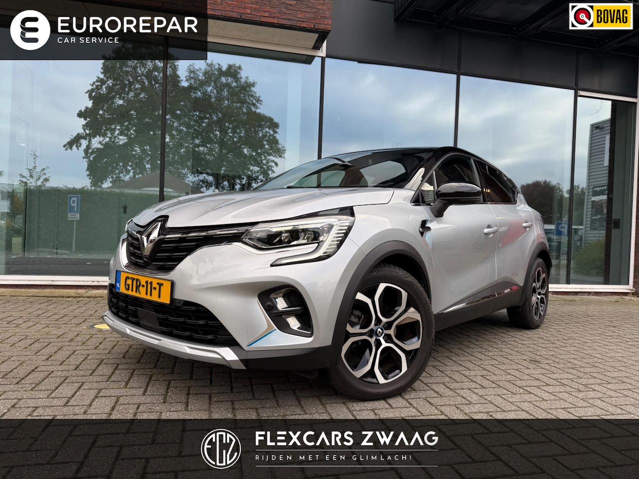 Renault Captur - 1.6 E-Tech Plug-in Hybrid 160 Serie Limitée - Automaat - Navi groot - Camera - Climate - AutoWereld.nl