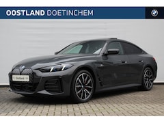 BMW i4 - eDrive40 Gran Coupé M Sport / Schuif-kanteldak / Achteruitrijcamera / Adaptieve LED / Acti